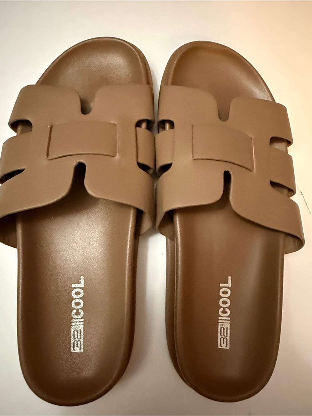32 degrees Slide Sandals in Brown - Women's Casual Slides sz8